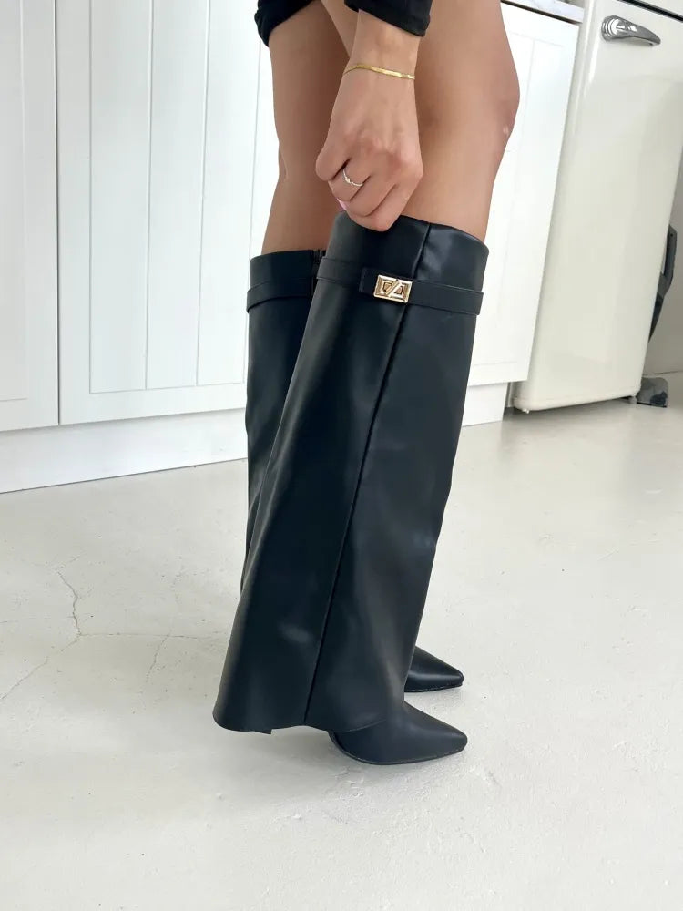 Ellarina Viral Boots